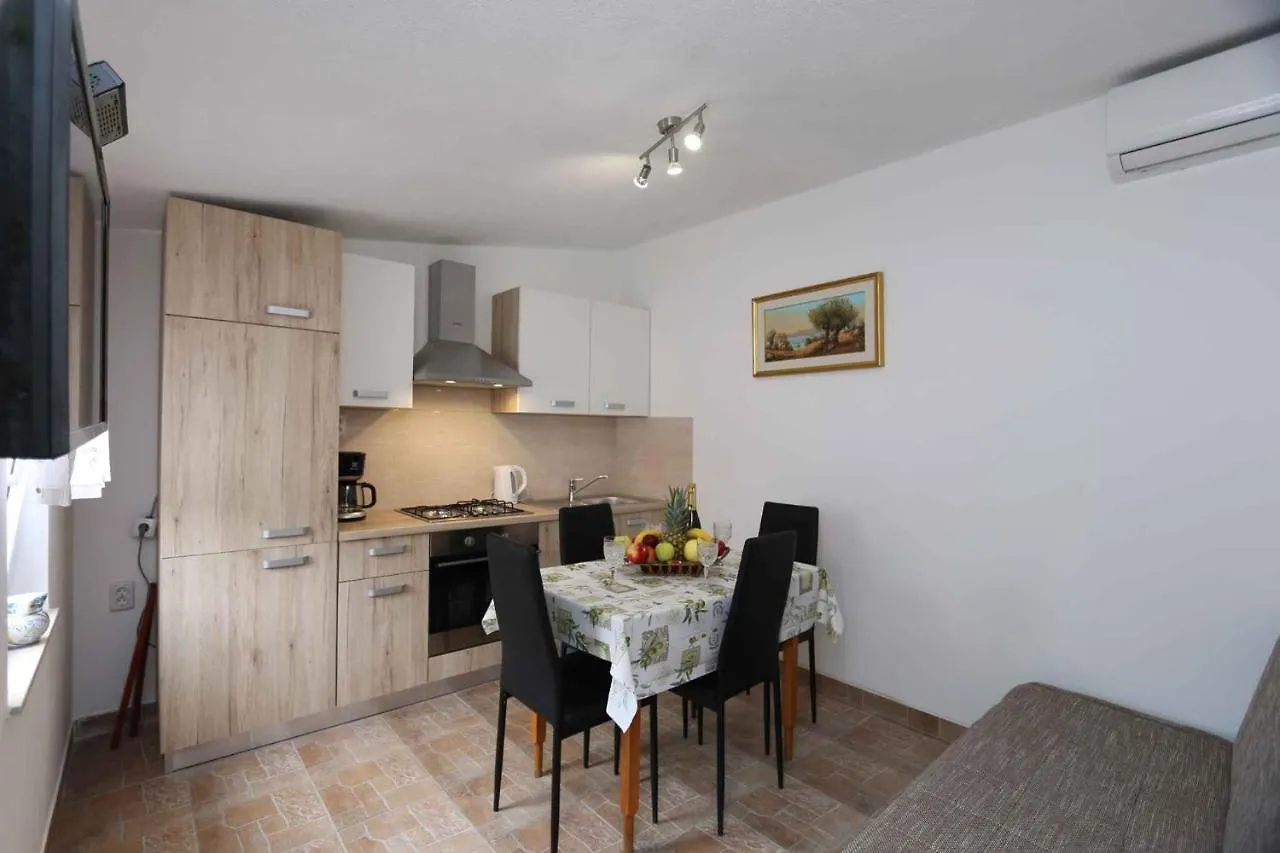 Holiday Home In Silo - Insel Krk 45794